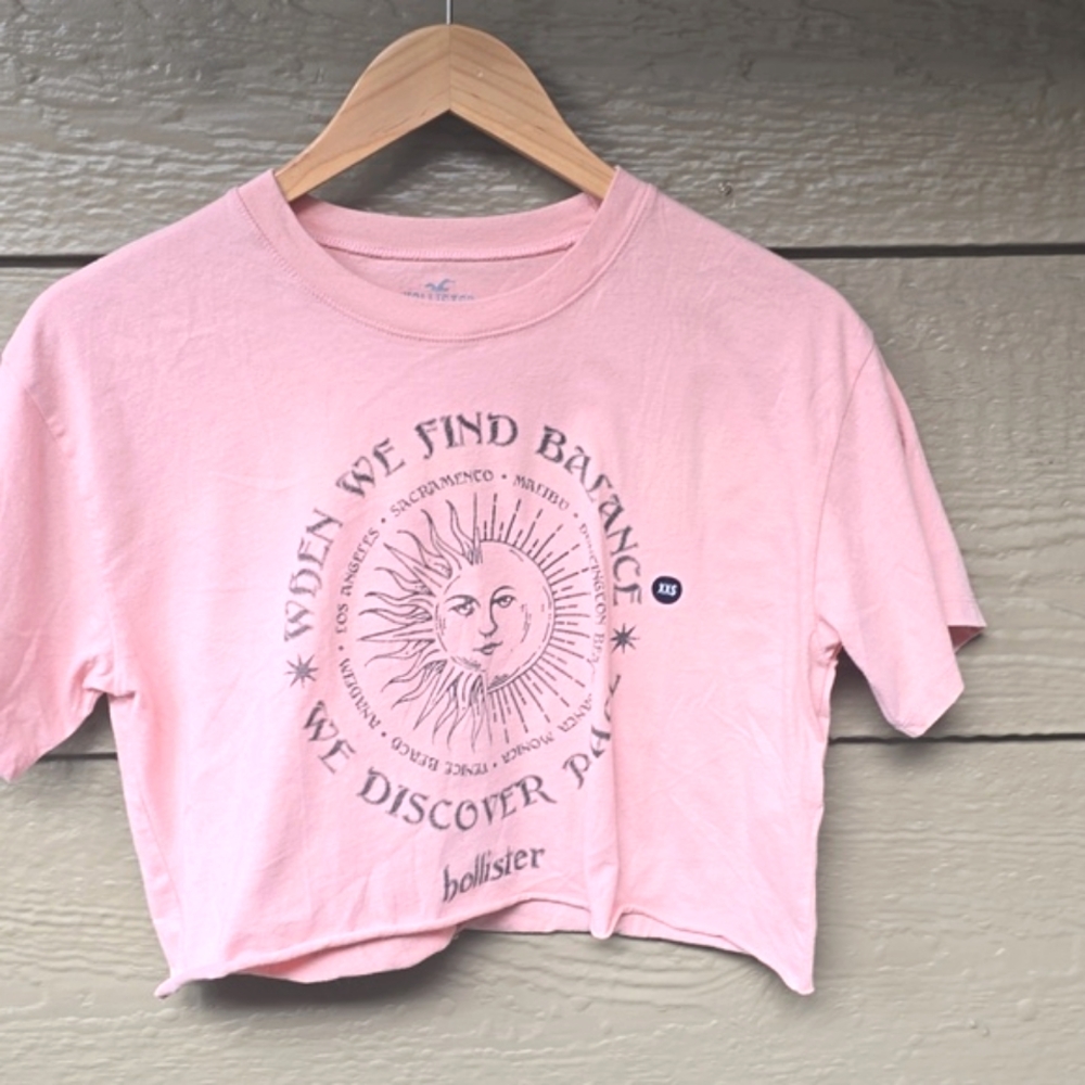Hollister pink oversized crop tee when we find balance we discover peace XXS NEW